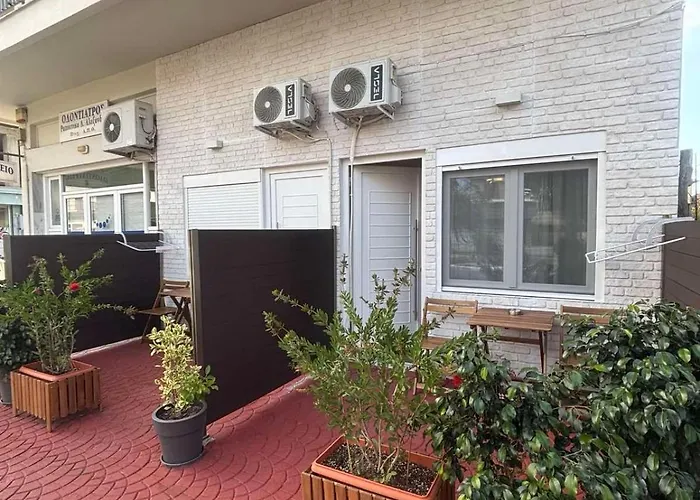 公寓 Storks Korinós